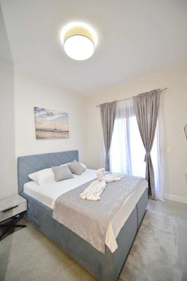 Seka Apartmani Tivat Kültér fotó